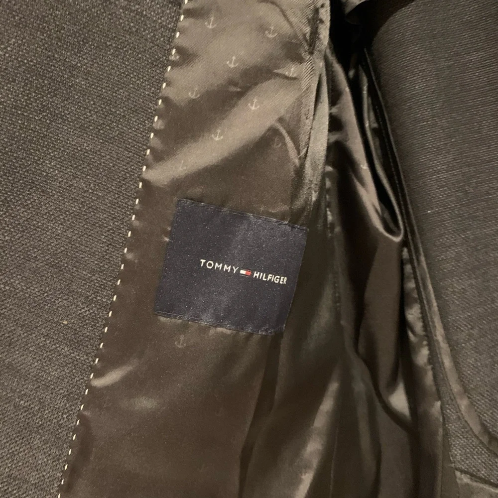 Tommy Hilfiger Black Blazer Size 40L
